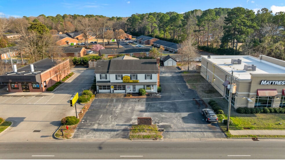 More Photos Of 512 N Berkeley Blvd, Goldsboro Auto Repair For Lease