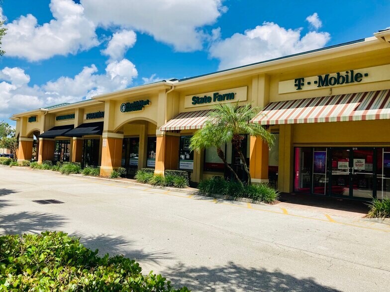 More Photos Of 7410 Boynton Beach Blvd, Boynton Beach General Retail For Lease
