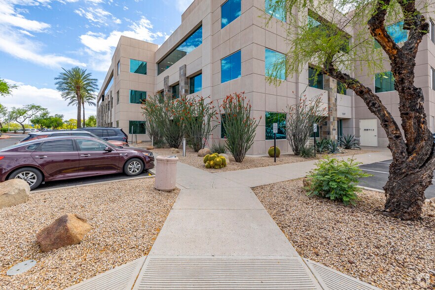 More Photos Of 14500 N Northsight Blvd, Scottsdale Office For Lease
