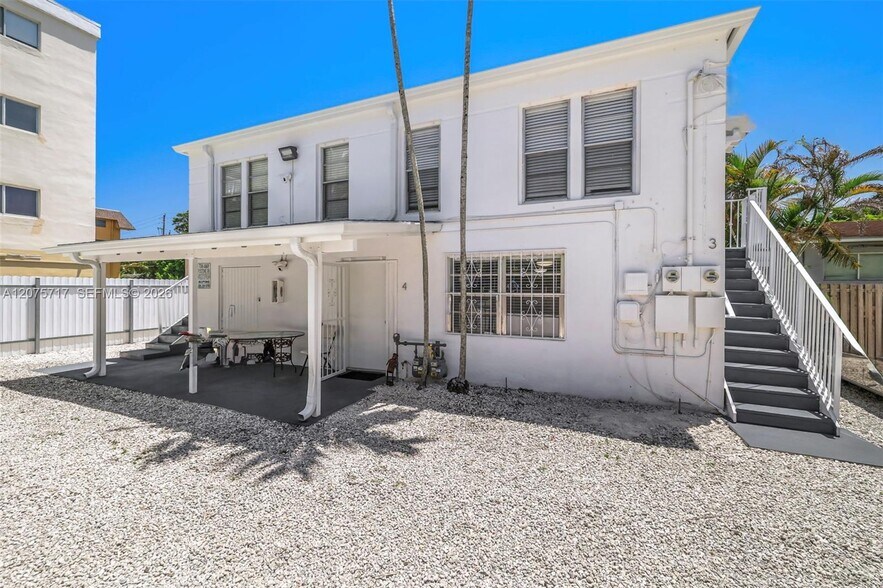 More Photos Of 340 NE 125th St, North Miami Office Residential For Sale