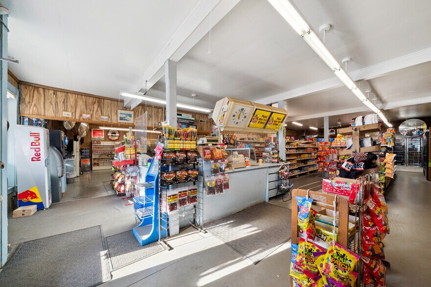 More Photos Of 35800 7th (Hwy101) St, Nehalem Storefront Retail Residential For Sale