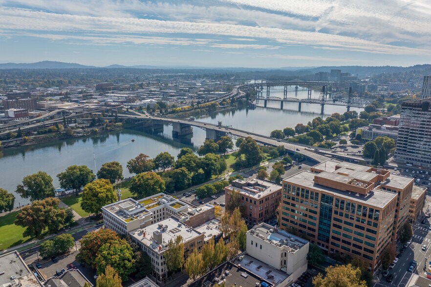 More Photos Of 220-228 SW 1st Ave, Portland General Retail For Sale