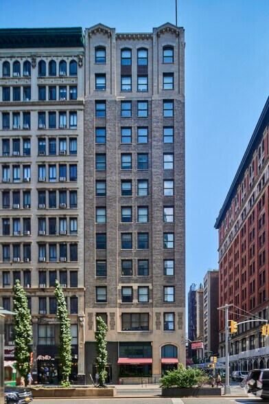 More Photos Of 235 Park Ave S, New York Office For Lease
