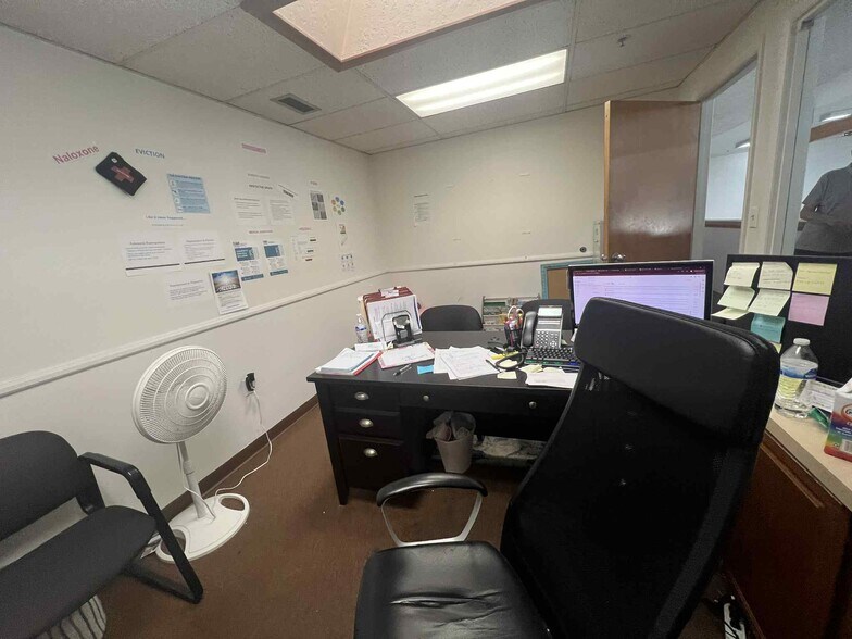 More Photos Of 256 24th St, Ogden Freestanding For Lease