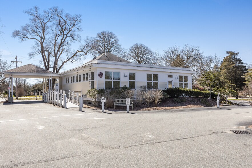 More Photos Of 204 Main St, Orleans Medical For Sale