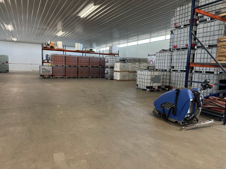 More Photos Of 10919 W Wilmington Rd, Peotone Distribution For Sale