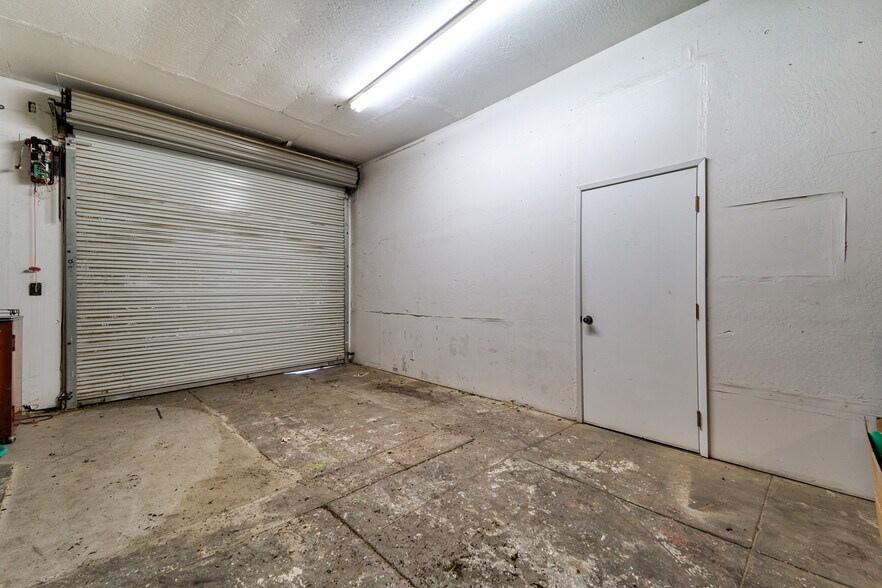 More Photos Of 124 6th St, Marysville Freestanding For Sale