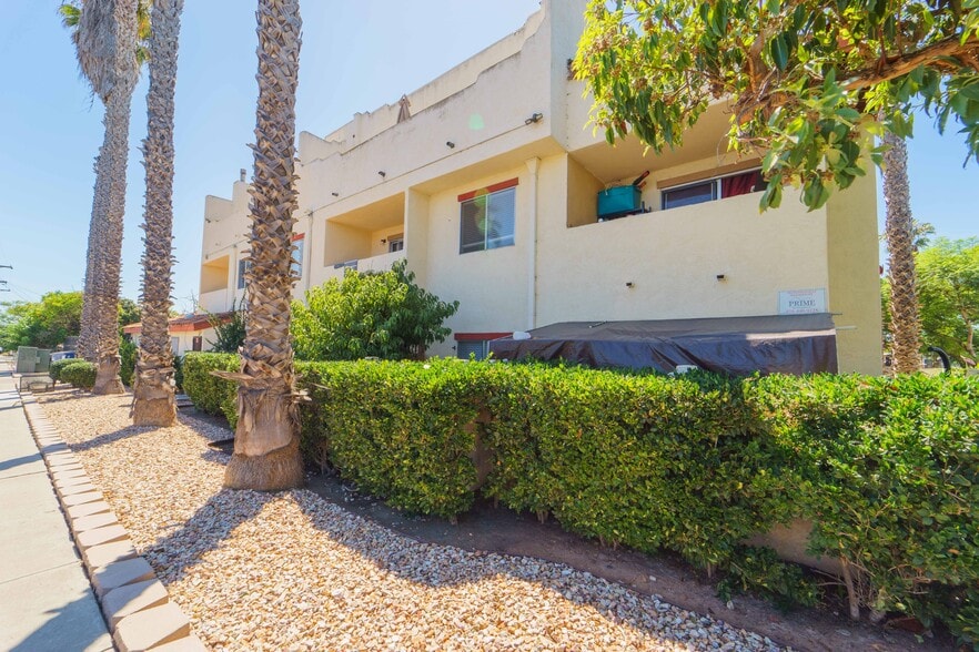 More Photos Of 3691 National Ave, San Diego Apartments For Sale