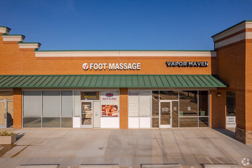 More Photos Of 2122 Rufe Snow Dr, Keller General Retail For Sale