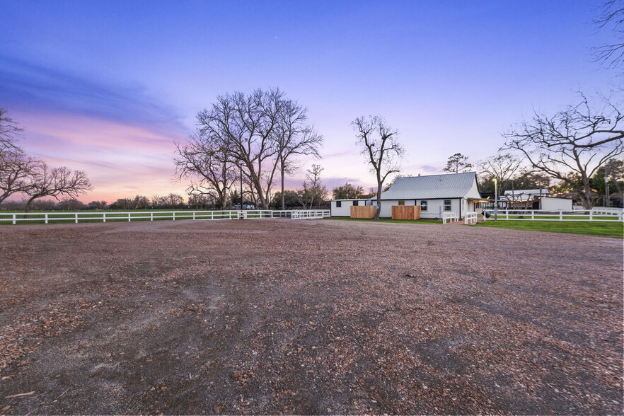 More Photos Of 9903 FM 2759 Rd, Richmond Specialty For Sale