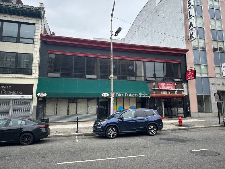 More Photos Of 583-587 Broad St, Newark Storefront Retail Office For Lease
