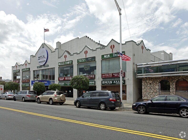 More Photos Of 225 Broad Ave, Palisades Park Storefront Retail Office For Lease