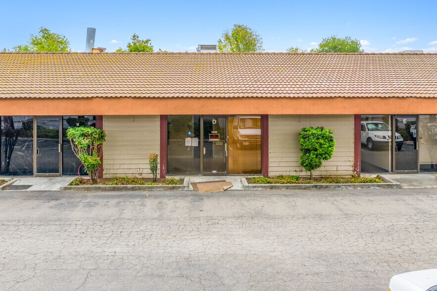 More Photos Of 2485 Autumnvale Dr, San Jose Warehouse For Sale