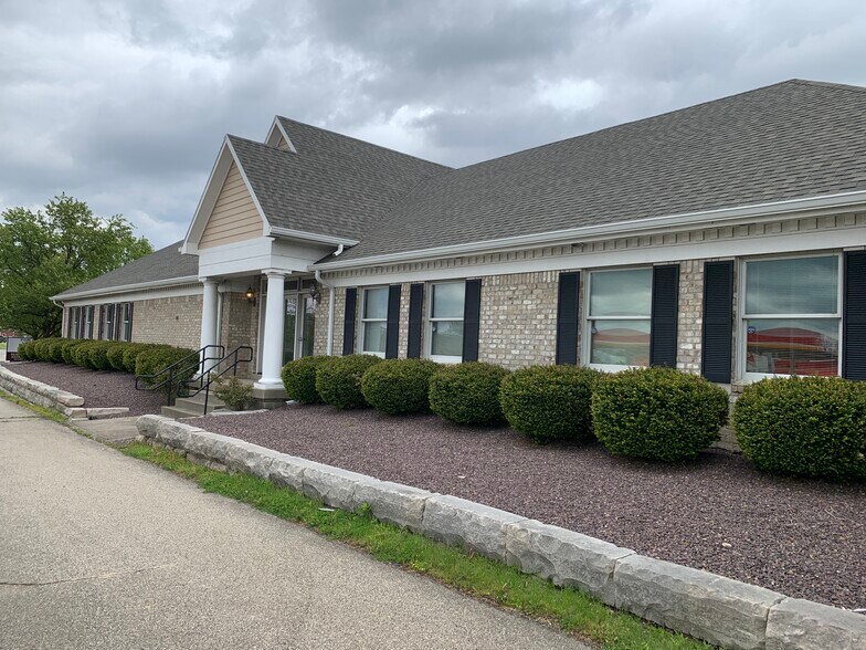 More Photos Of 65 S Progress Dr, Xenia Medical For Lease