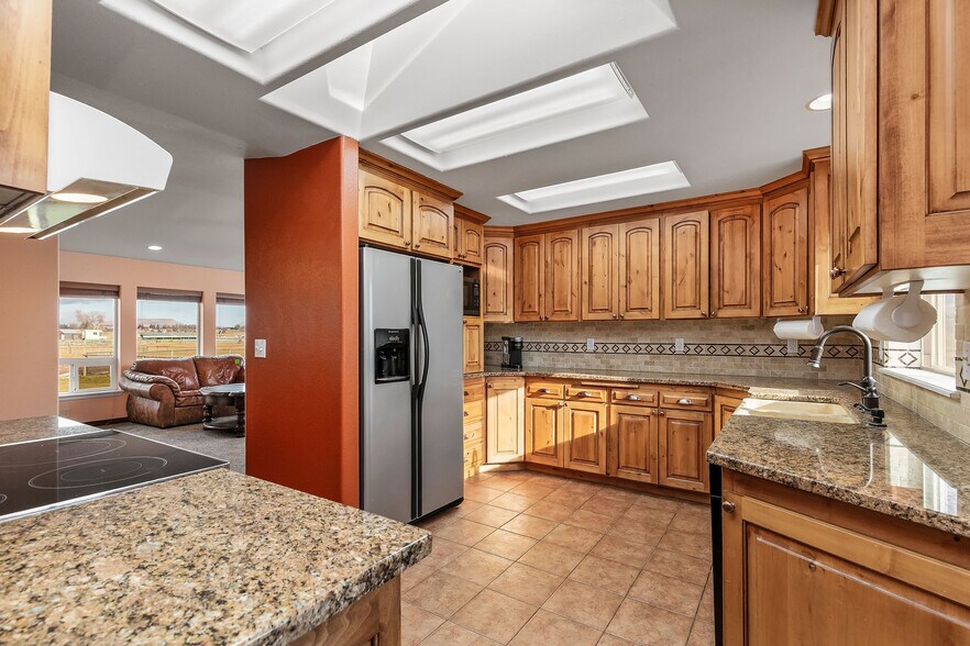 More Photos Of 9101 NW 31st St, Terrebonne Specialty For Sale