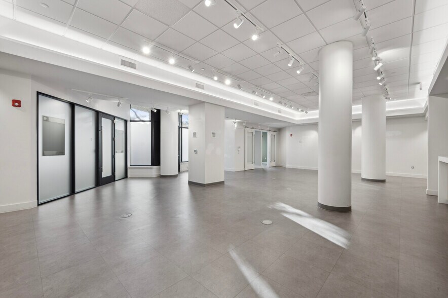 More Photos Of 801-829 Locust St, Philadelphia Apartments For Lease