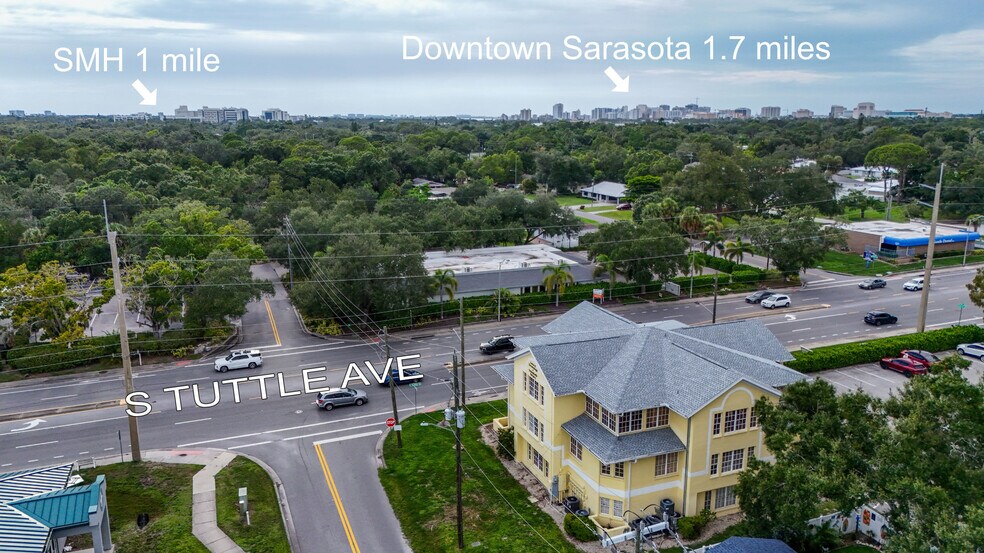 More Photos Of 1617 S Tuttle Ave, Sarasota Medical For Sale