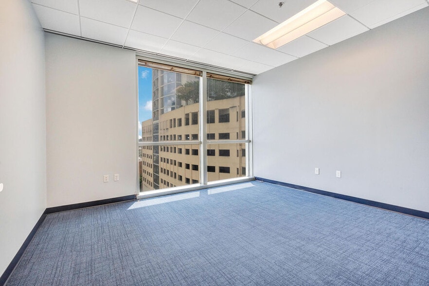 More Photos Of 121-189 S Orange Ave, Orlando Office Residential For Sale