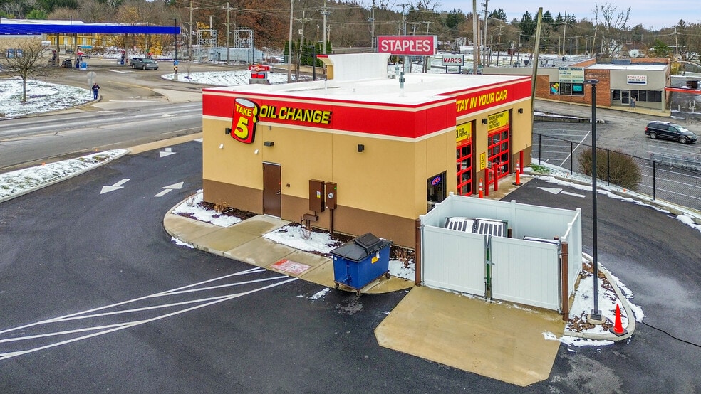 Primary Photo Of 6080 Youngstown Warren Rd, Niles General Retail For Sale