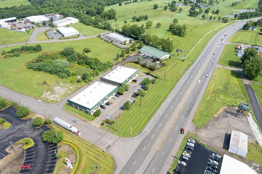 More Photos Of 2201-2213 Lexington Rd, Nicholasville Unknown For Lease