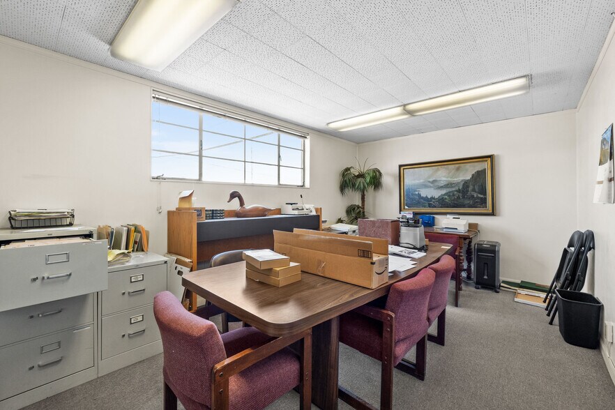 More Photos Of 1000 American St, San Carlos Warehouse For Sale