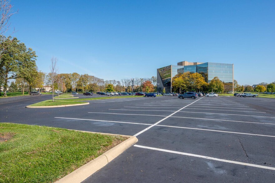 More Photos Of 555 Metro Pl N, Dublin Office For Lease