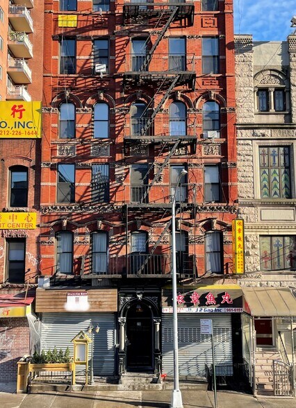More Photos Of 28 Forsyth St, New York Apartments For Sale