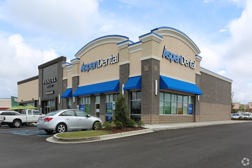 More Photos Of 508 E Meighan Blvd, Gadsden Freestanding For Lease