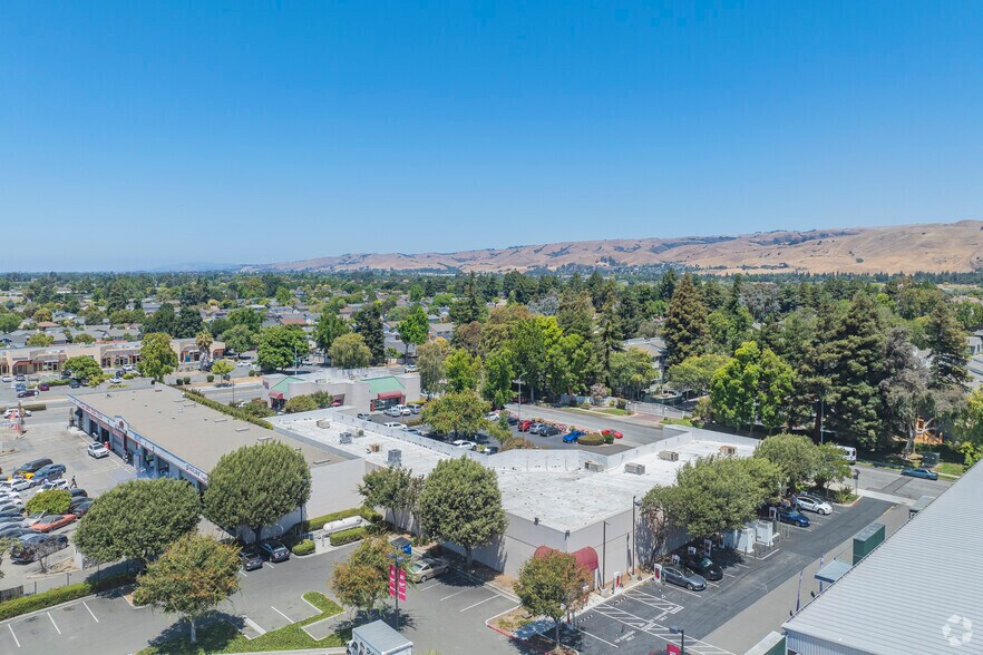 More Photos Of 3602-3658 Thornton Ave, Fremont Unknown For Lease