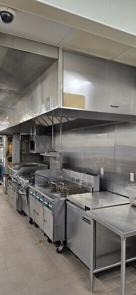 More Photos Of 529 Main St, Vincennes Movie Theatre For Sale