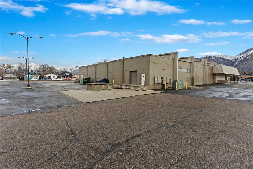 More Photos Of 3225 Washington Blvd, Ogden Storefront For Sale