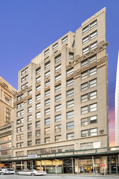 More Photos Of 15 W 39th St, New York Loft Creative Space For Lease