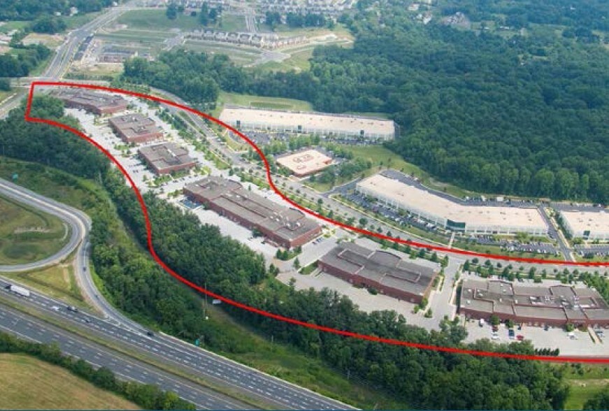 More Photos Of 22610 Gateway Center Dr, Clarksburg Flex For Lease