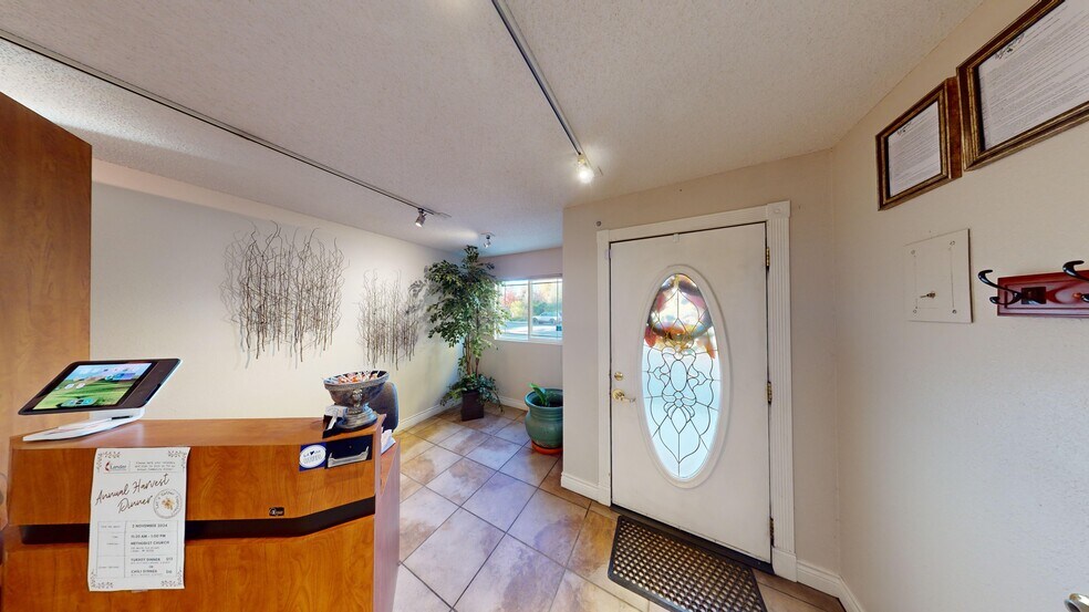 More Photos Of 191 Wyoming St, Lander Office For Sale