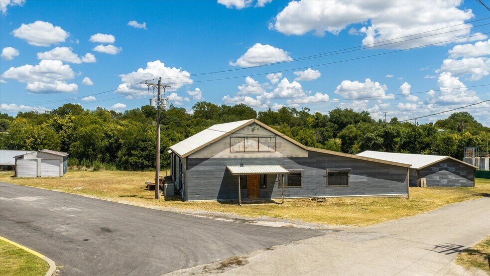 More Photos Of 301 S Main, Meridian Industrial For Sale