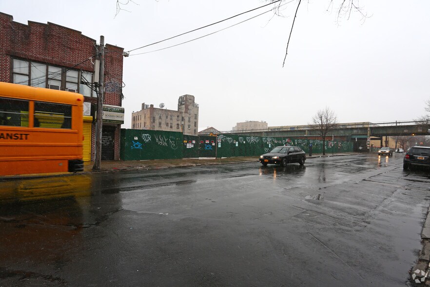 More Photos Of 3-50 St. Nicholas Ave, Ridgewood Apartments For Lease