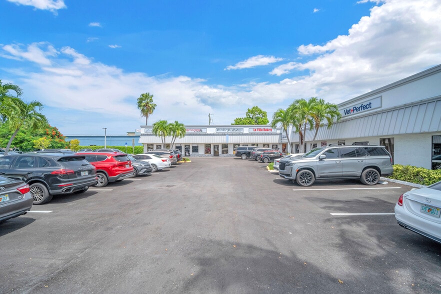 More Photos Of 1580 NW 2nd Ave, Boca Raton Unknown For Lease