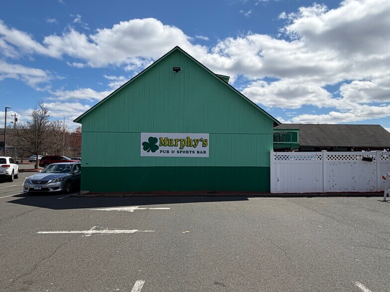 More Photos Of 103 Tolland Tpke, Manchester Restaurant For Sale