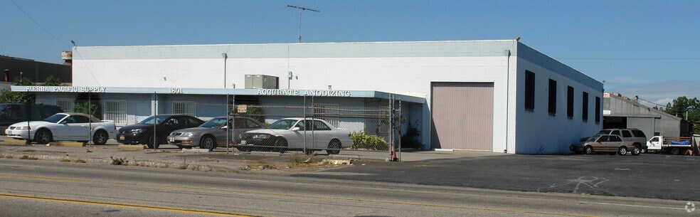More Photos Of 1801 W El Segundo Blvd, Compton Warehouse For Lease