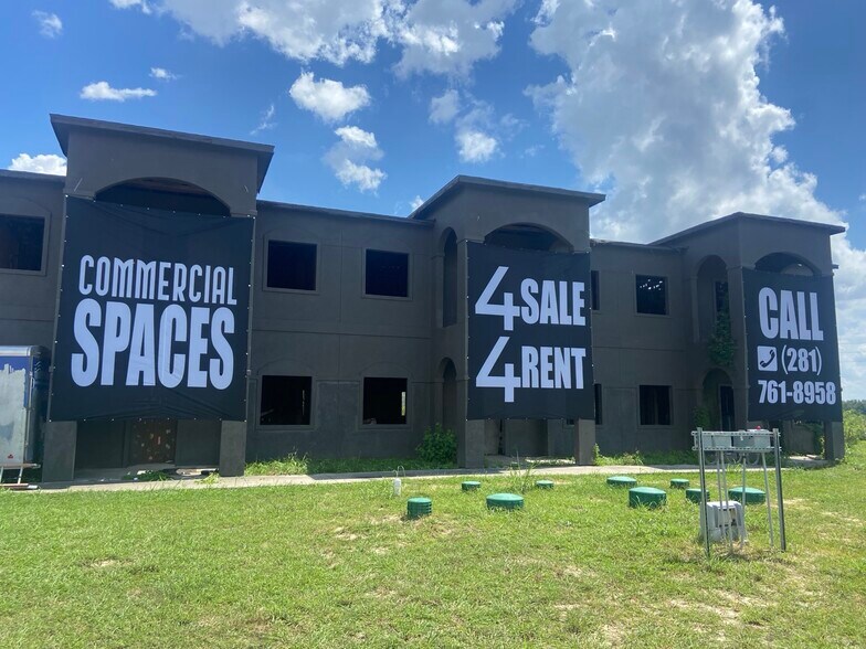 More Photos Of 20550 Townsen Blvd, Humble Office For Sale