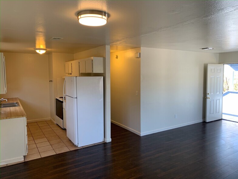 More Photos Of 308 Florida St, Vallejo Apartments For Sale