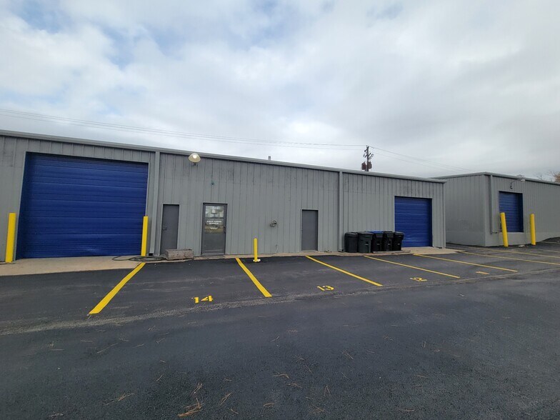 Primary Photo Of 517 Delia Dr, Longview Warehouse For Lease