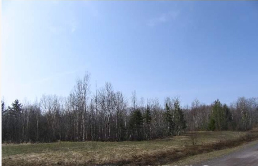 More Photos Of Lot 2 Airpark Blvd, Calumet Land For Sale
