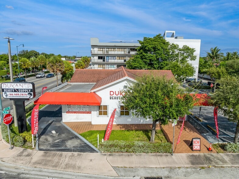 Primary Photo Of 7101 SW 8th St, Miami Freestanding For Sale