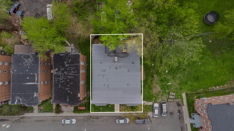 More Photos Of 32-34 Bedford St, Hartford Apartments For Sale