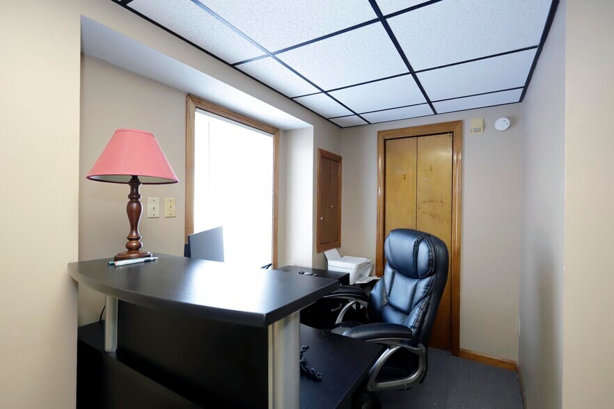 More Photos Of 161 Lindsey St, Fall River Office Residential For Sale