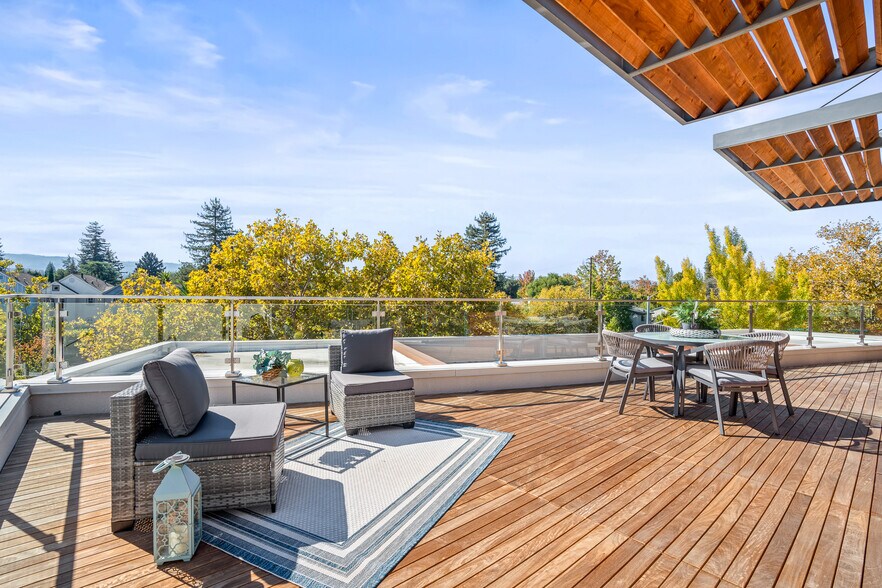 More Photos Of 4115 El Camino Real, Palo Alto Storefront Retail Office For Sale