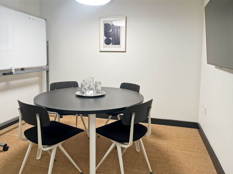 More Photos Of 101 E Washington St, Phoenix Coworking Space