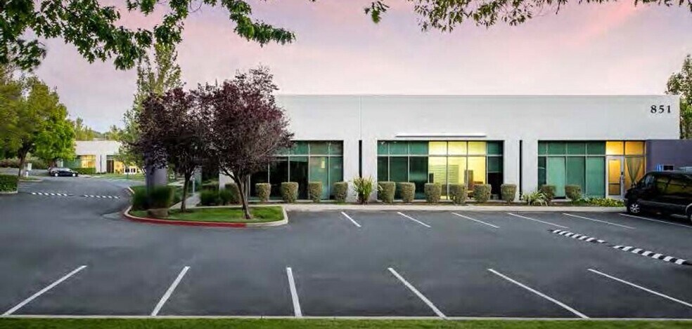 More Photos Of 851 Napa Valley Corporate Way, Napa Unknown For Lease