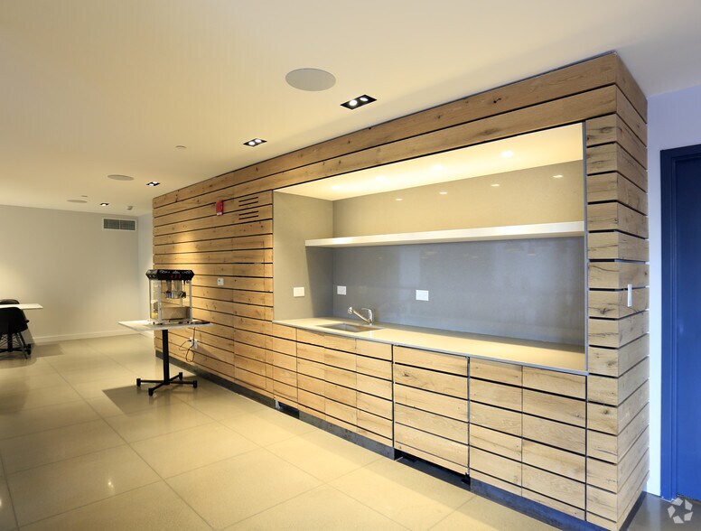 More Photos Of 50 Nepperhan St, Yonkers Apartments For Lease